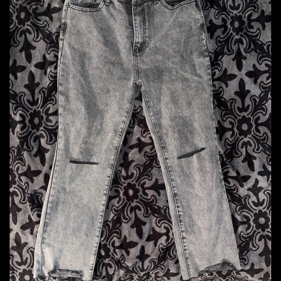 Black Denim Mom Jeans - Picture 2 of 4